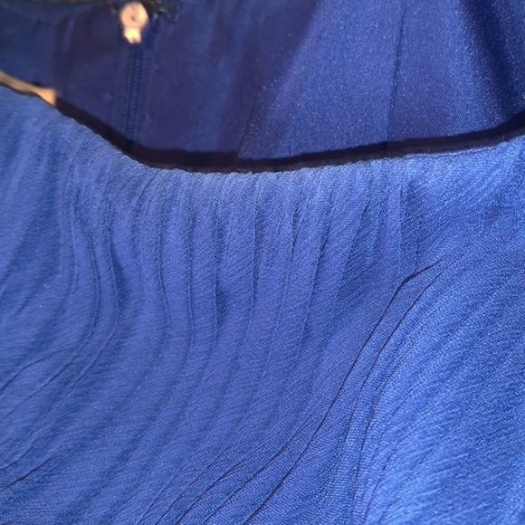 David’s Bridal Deep Blue Gown Size 8 Soft Crinkle Chiffon Halter Draped Cascade - Picture 9 of 13